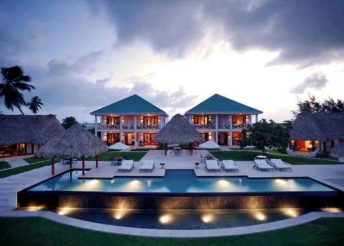 Victoria House & Hotel 5*